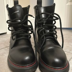 Alexander McQueen Contrast Sole Hybrid Combat Boots